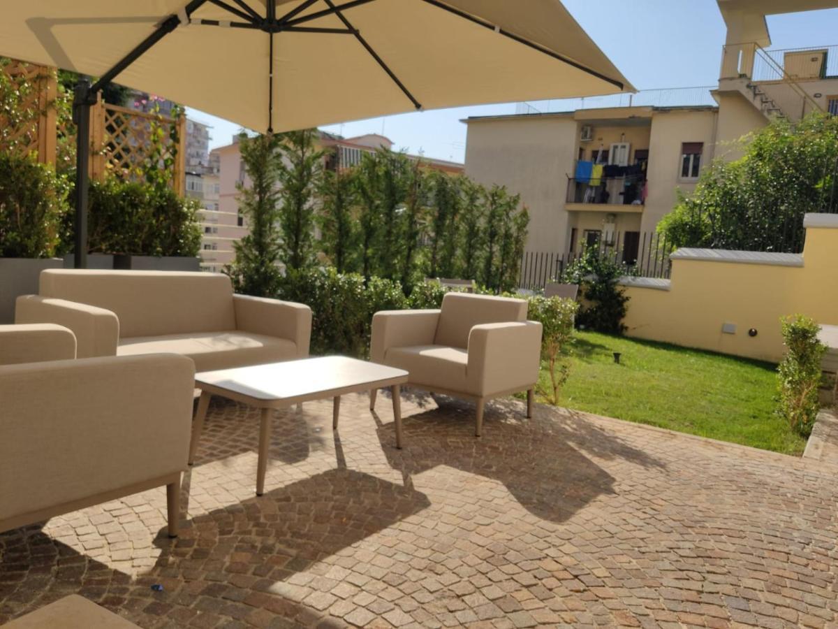 Relais Villa Montedonzelli Neapel Exteriör bild
