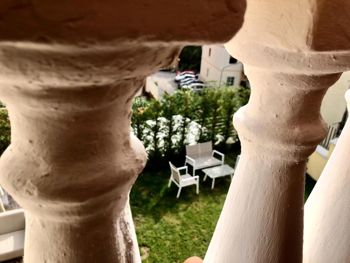 Relais Villa Montedonzelli Neapel Exteriör bild